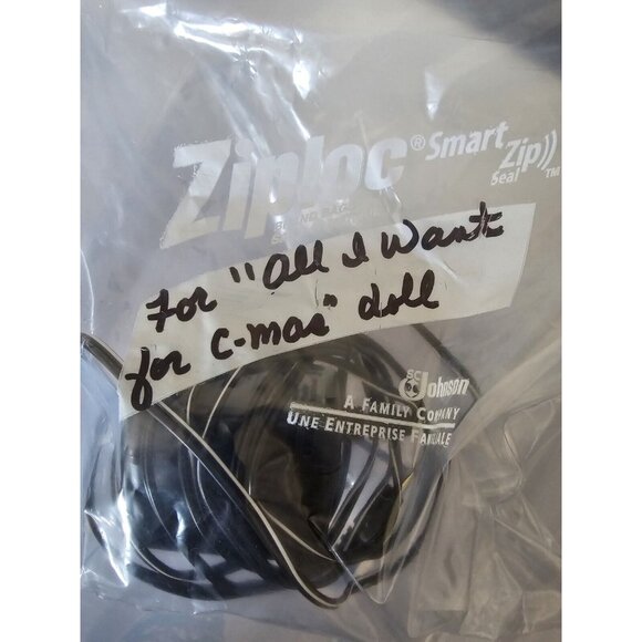 Santa’s Best CHRISTMAS ADORABLES Holiday Animated Musical Doll Girl Vtg W Cord - Picture 11 of 11